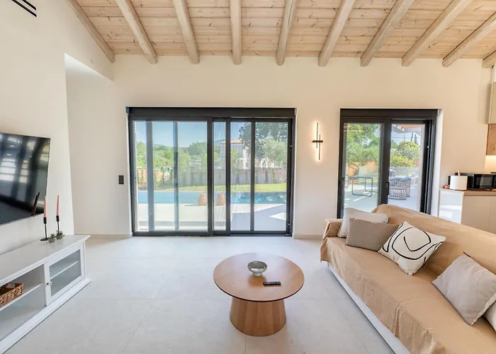 Danai Villa